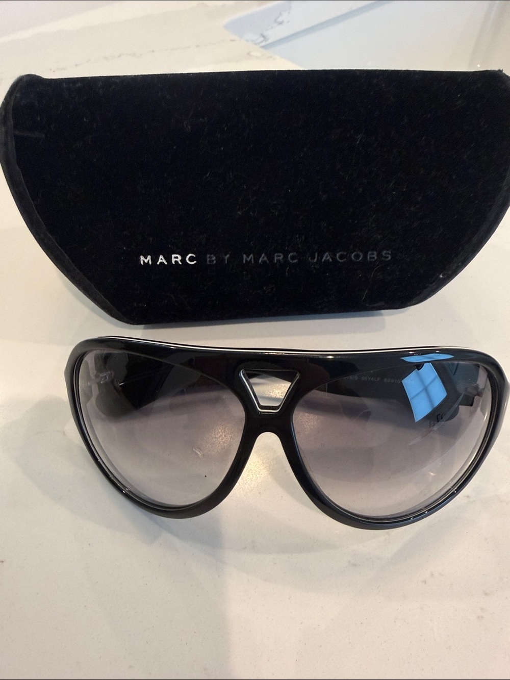Vintage Marc by Marc Jacobs Black Frame Sunglasses with Gray Gradient Lenses